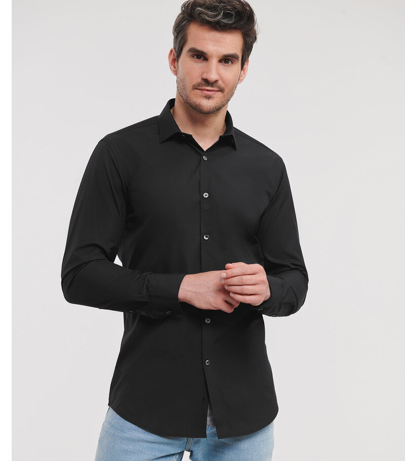 Russell_Mens-Long-Sleeve-Ultimate-Stretch_960M_0R960M036_Model_front