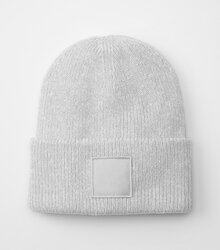 Beechfield_Deep-Cuffed-Tonal-Patch-Beanie_B336R_cloudy-grey_flat-shot