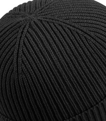 Beechfield_Fashion-Patch-Beanie_B442R_black_engineered-knit