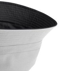 Beechfield_Reversible-Bucket-Hat_B686_Black-Light-Grey-contrasting-panel-detail-reversed