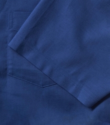 Russell-Mens-Oxford-Short-Sleeve-Classic-Oxford-Shirt-933M-bright-royal-detail-2
