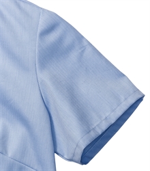 Russell-ladies-short-sleeve-tailored-herringbone-shirt-963F-light-blue-detail-2