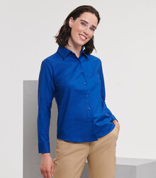 Russell_Ladies-Long-Sleeve-Easy-Care-Oxford-Shirt_932F_0R932F0BH_Model_full