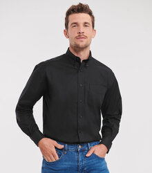 Russell_Mens-Long-Sleeve-Easy-Care-Oxford-Shirt_932M_0R932M036_Model_front