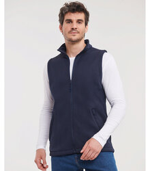 Russell_Mens-Smart-Softshell-Gilet_041M_0R041M0FN_Model_front